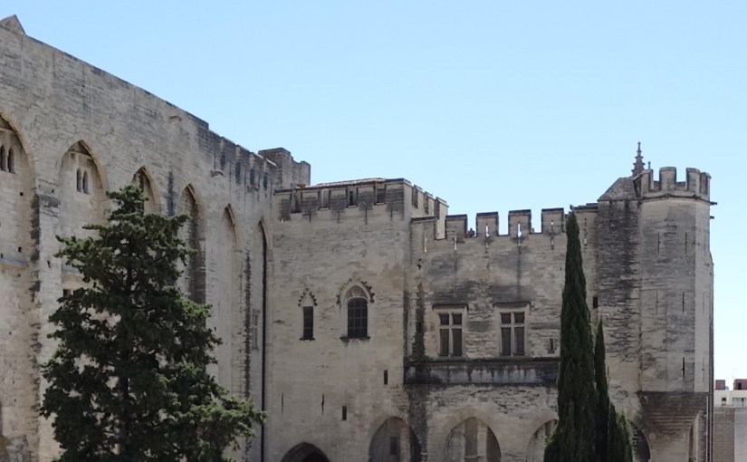 The Retirees go Abroad – Around Avignon – the Papal&nbsp;Palace