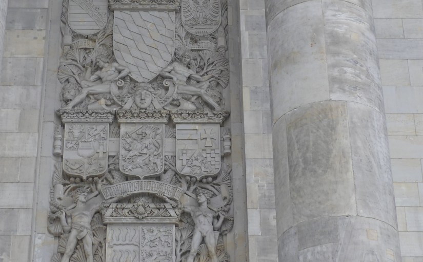 The retirees in Berlin – the&nbsp;Reichstag