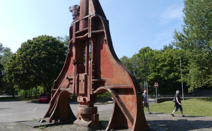 “THE RETIREES GO AROUND THE WORLD – CASTLE PEMBROKE to CRICKHOWELL (Ebbw&nbsp;Vale)”